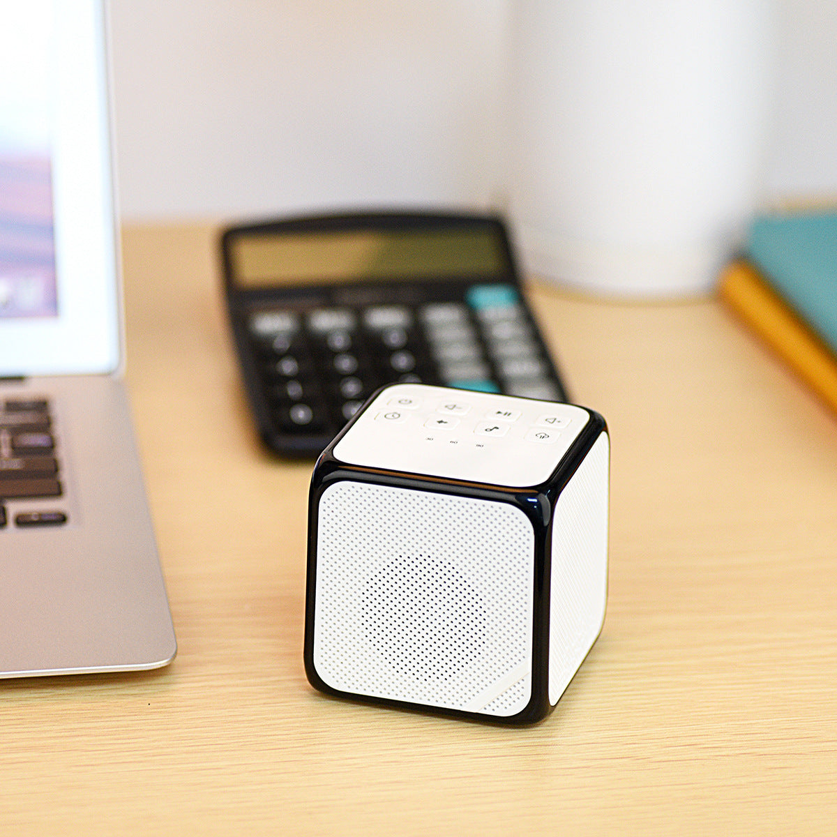 'The Cube' White Noise Machine